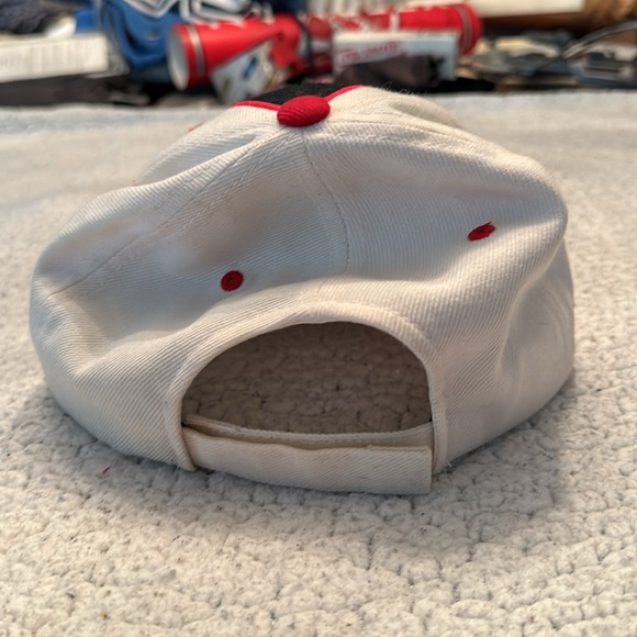 Original 6 Hockey Mitchell and Ness Dad Hat Toronto Maple Leafs, Boston Bruins - Picture 3 of 6